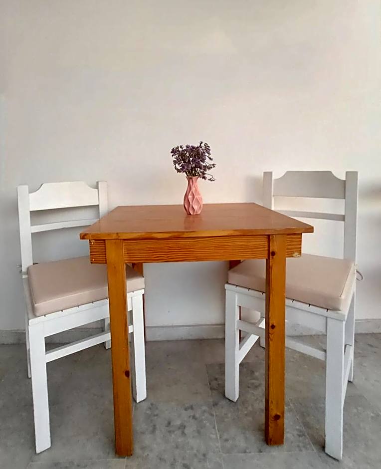Ammosis Inn – Naxos City, UT