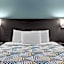 Travelodge by Wyndham Lemoore Near Naval Air Station
