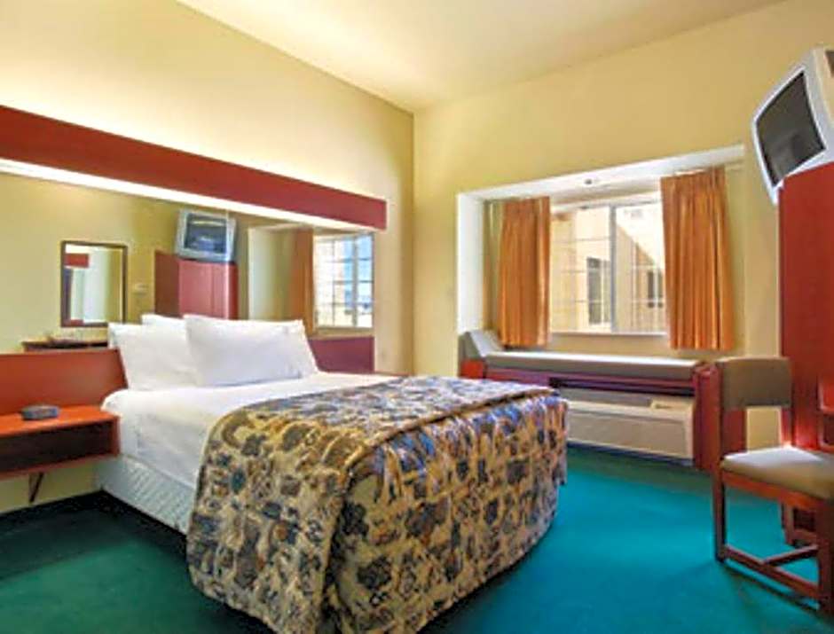 Microtel Inn & Suites by Wyndham Wellton