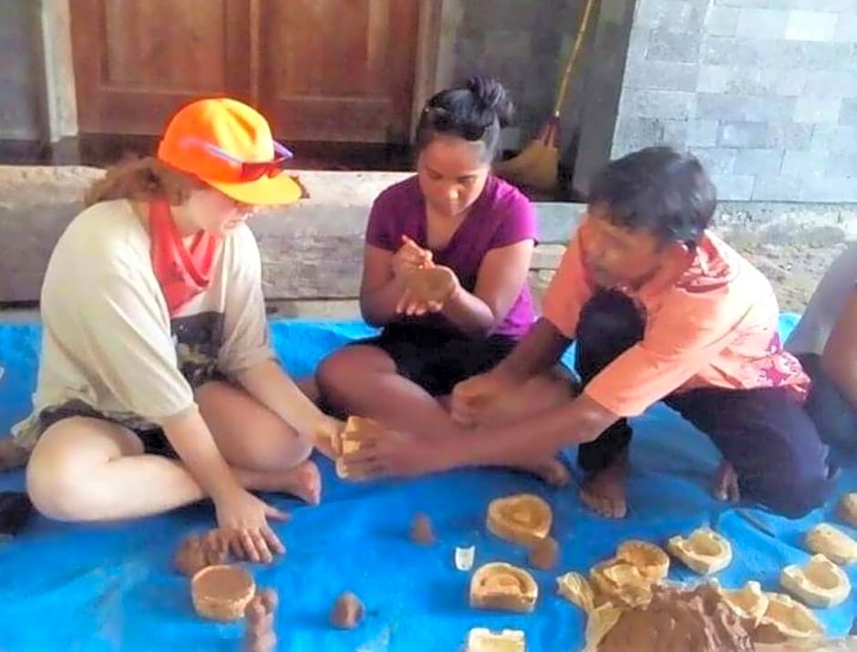 Sardi Homestay by ZUZU