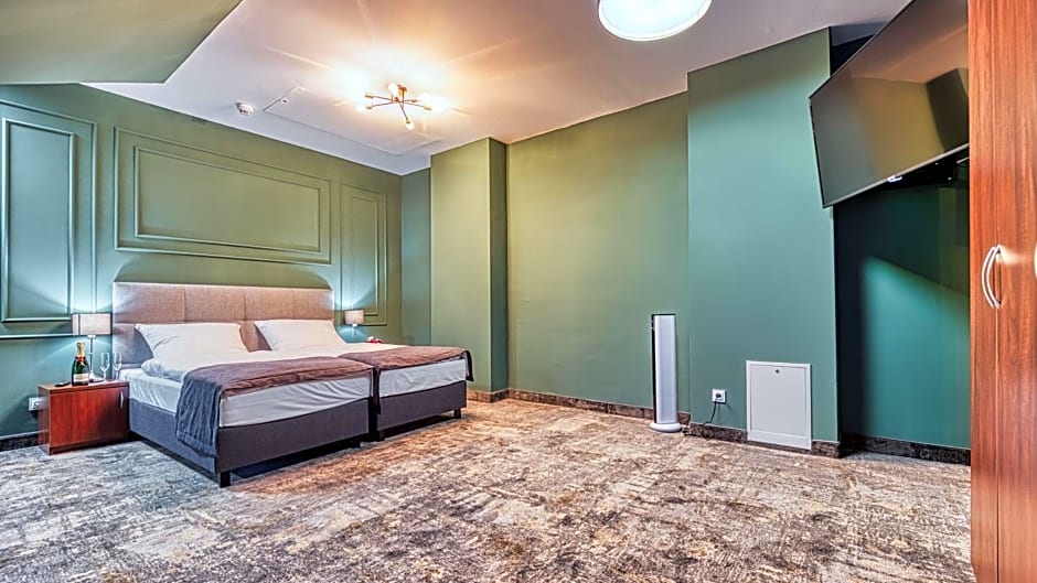 St Lukas Medical & SPA