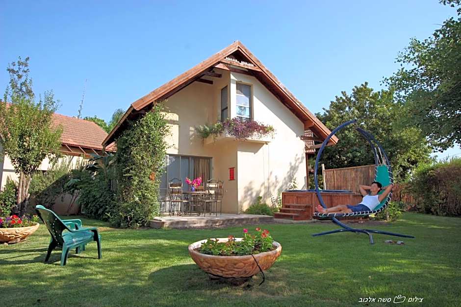 Vitrage Holiday Village and Spa