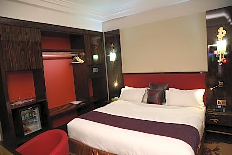 Suite with City View