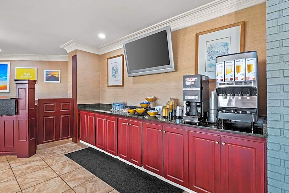 Days Inn by Wyndham Whitmore Lake/Ann Arbor/Brighton