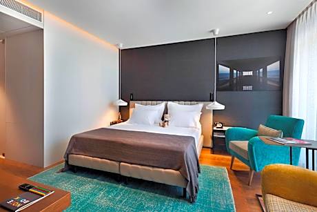 Queen Room with Sea View