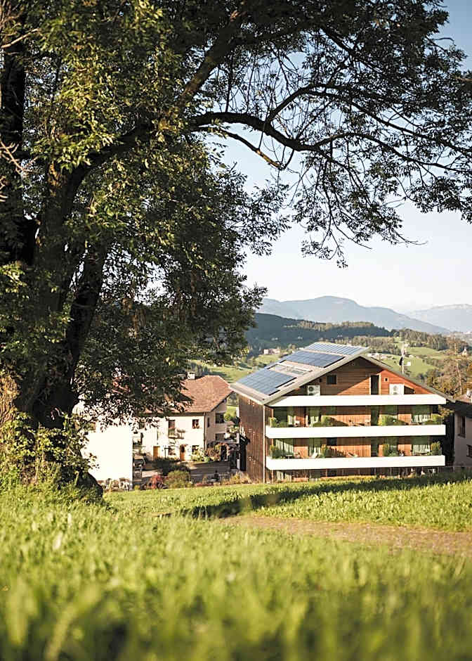 La Paula Apartments & Suites