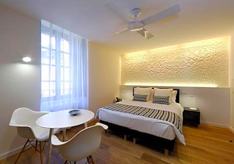 Les Maisons du Pont - Charme & Caractère