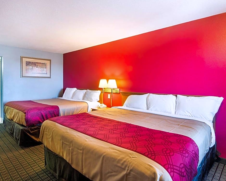 Econo Lodge Wichita Falls Downtown