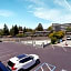 Seaside Inn & Suites