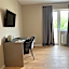 Amelie No 3 Hotel & Appartements