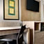 La Quinta Inn & Suites by Wyndham Birmingham/Cahaba Park South
