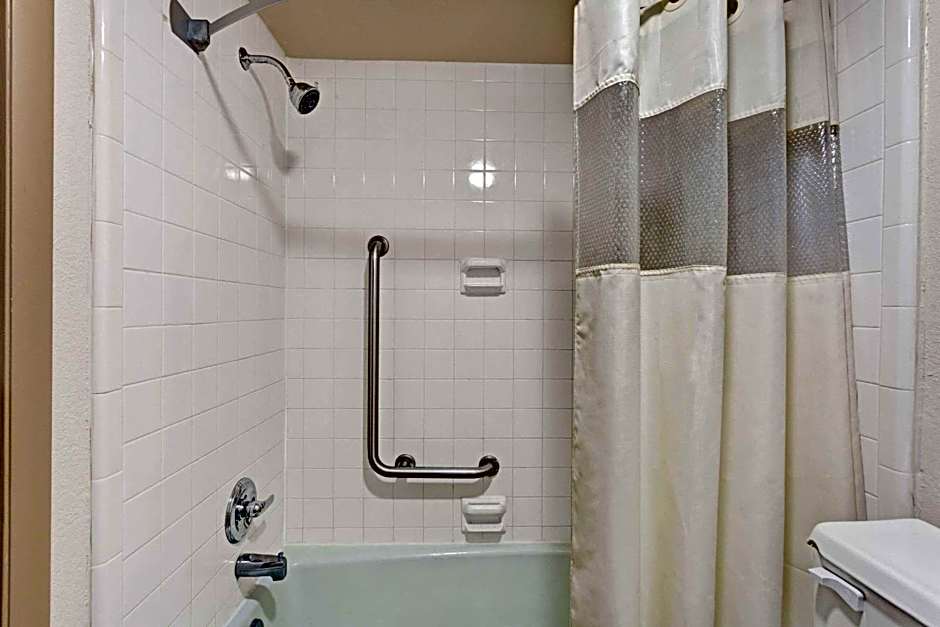 Travelodge by Wyndham Williamsburg Colonial Area