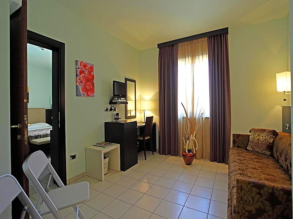 Euro Hotel