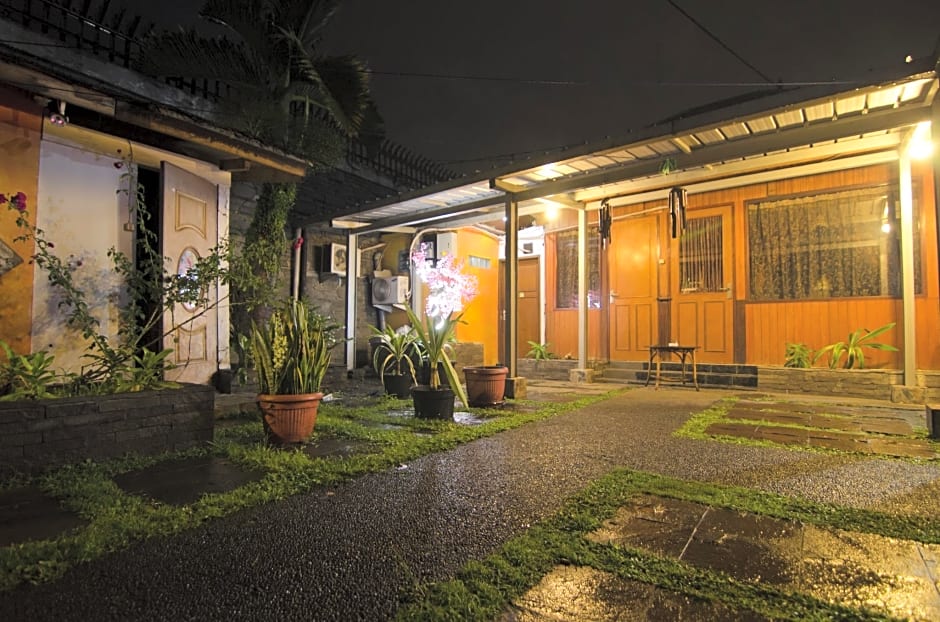 Fora Guesthouse Taman Lingkar