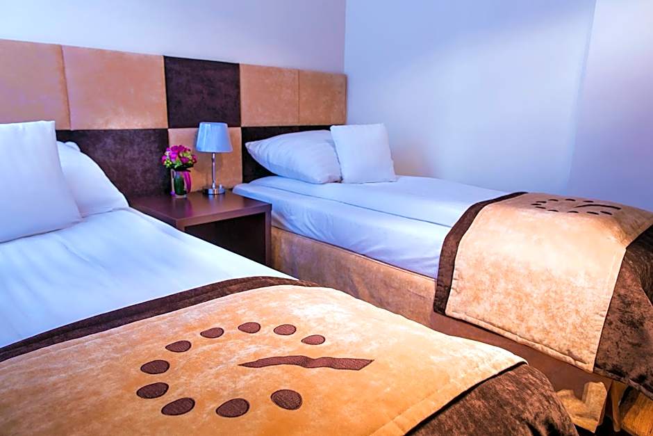 Boutique Hotel's III