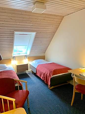 Standard Single Room