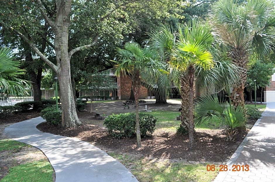 Days Inn Chrlston Patriots Poi – Mount Pleasant, SC