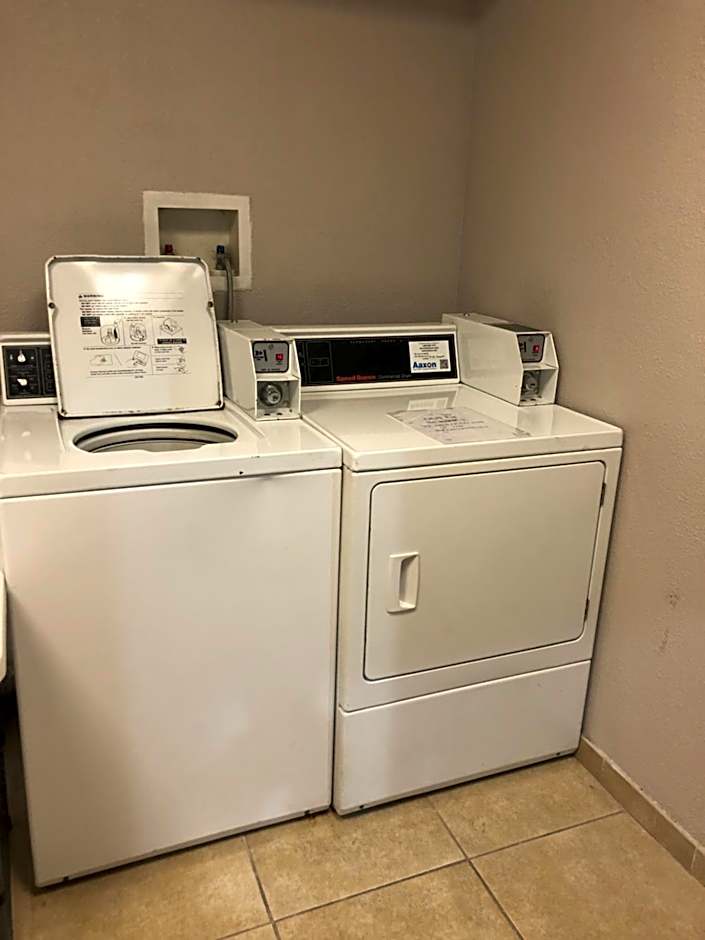 Country Inn & Suites by Radisson, Tampa/Brandon, FL