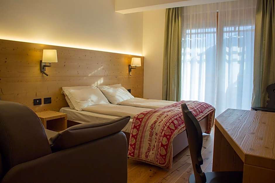 Edelweiss Alpine Nature