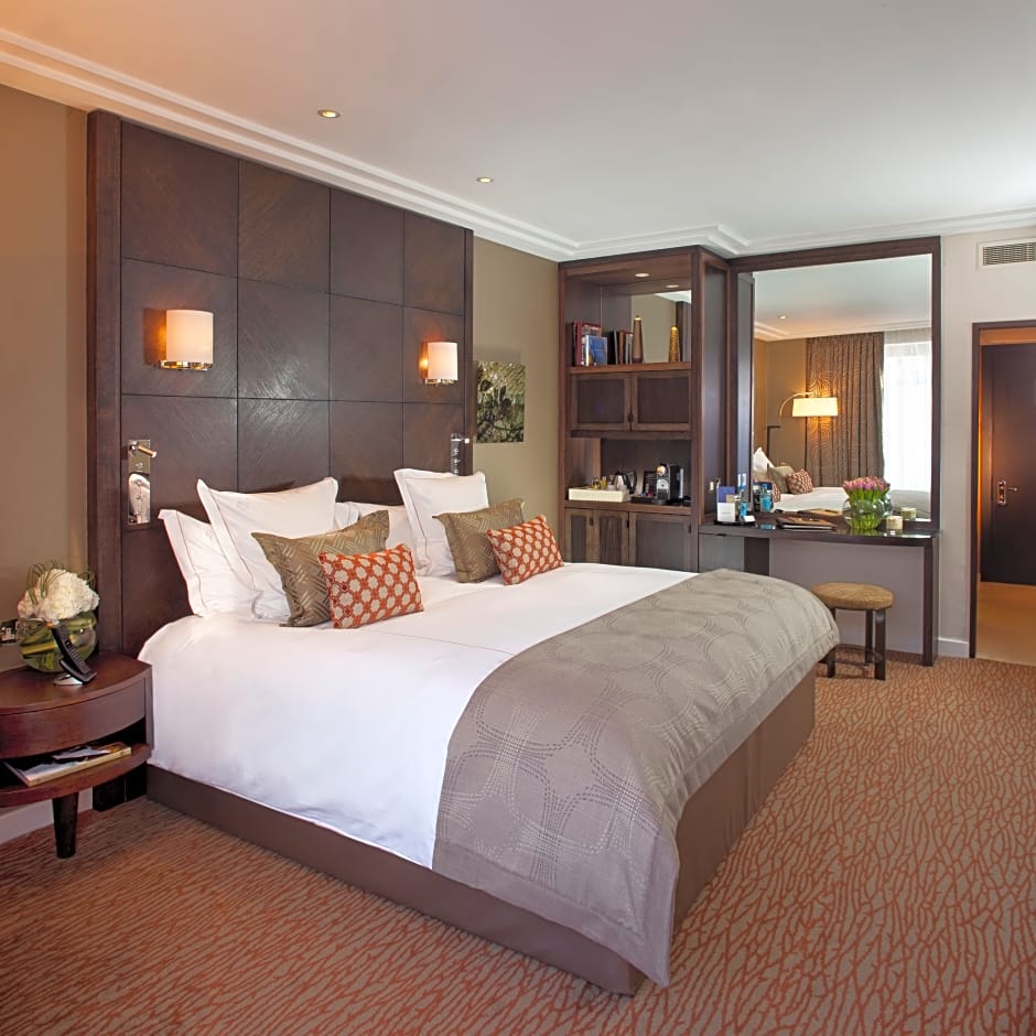 The Carlton Tower Jumeirah