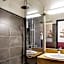 greet Hotel Castres Saix
