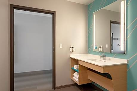 Twin Room - Mobility Access/Hearing Accessible