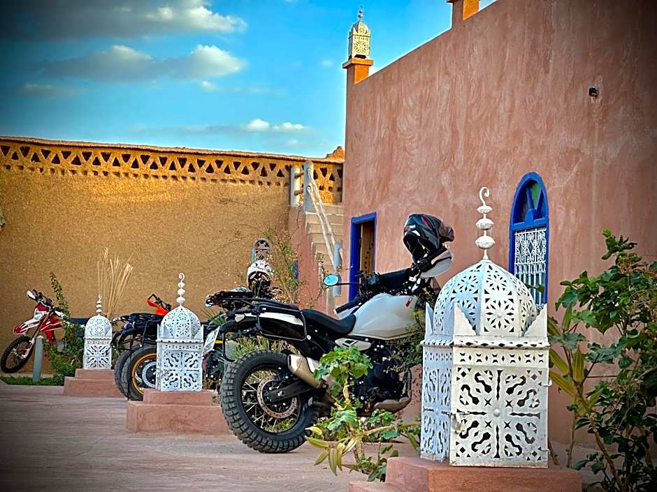 Porte De Sahara Ouzina