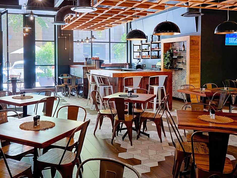 Signature Lux Hotel by ONOMO - Sandton