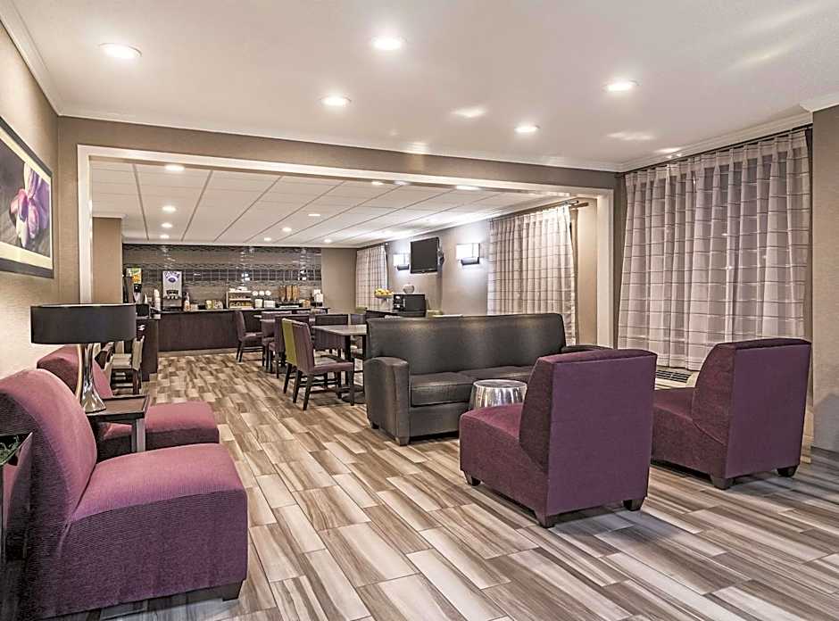 Wingate by Wyndham Brunswick GA / I-95