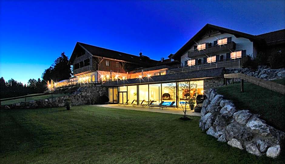 Hotel Auf der Gsteig GmbH