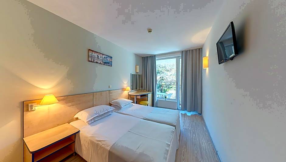 Madara Park Hotel - All Inclusive