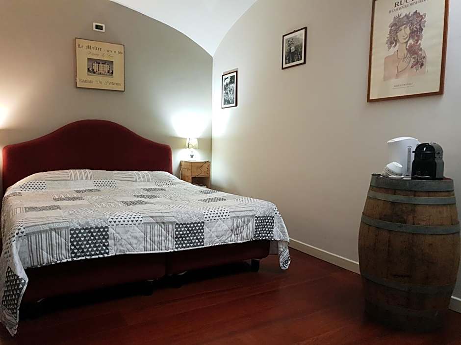 Photo 1 of 7 of Double Room