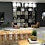 Avior Hotel