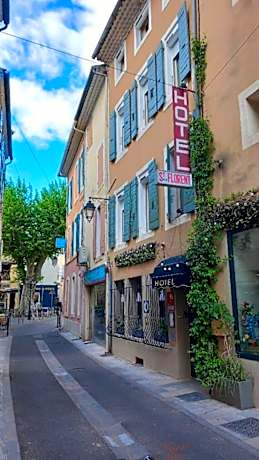 Hôtel Saint-Florent, à 2 pas du Théatre Antique d'Orange