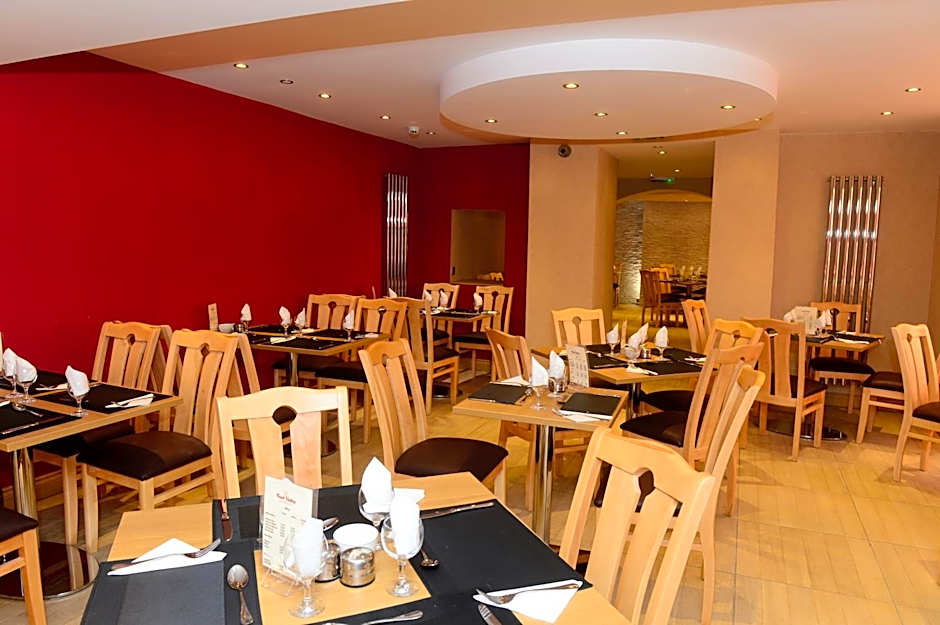 Four Saints Brig Y Don Hotel