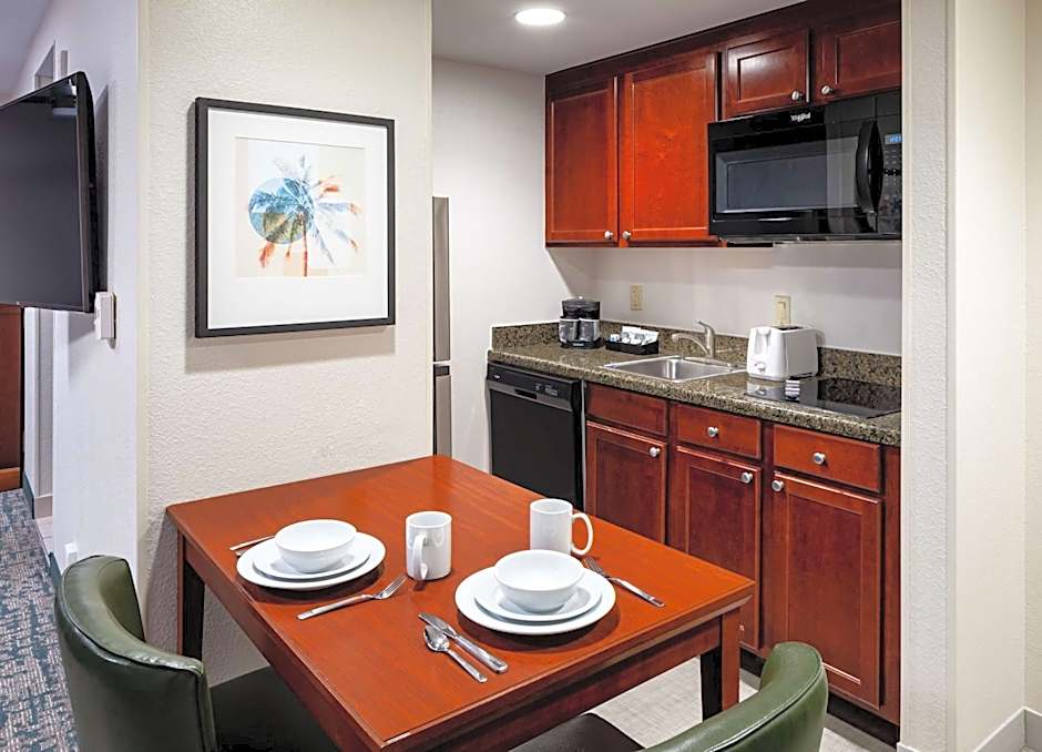 Homewood Suites By Hilton Jacksonville-South-St. Johns Ctr.