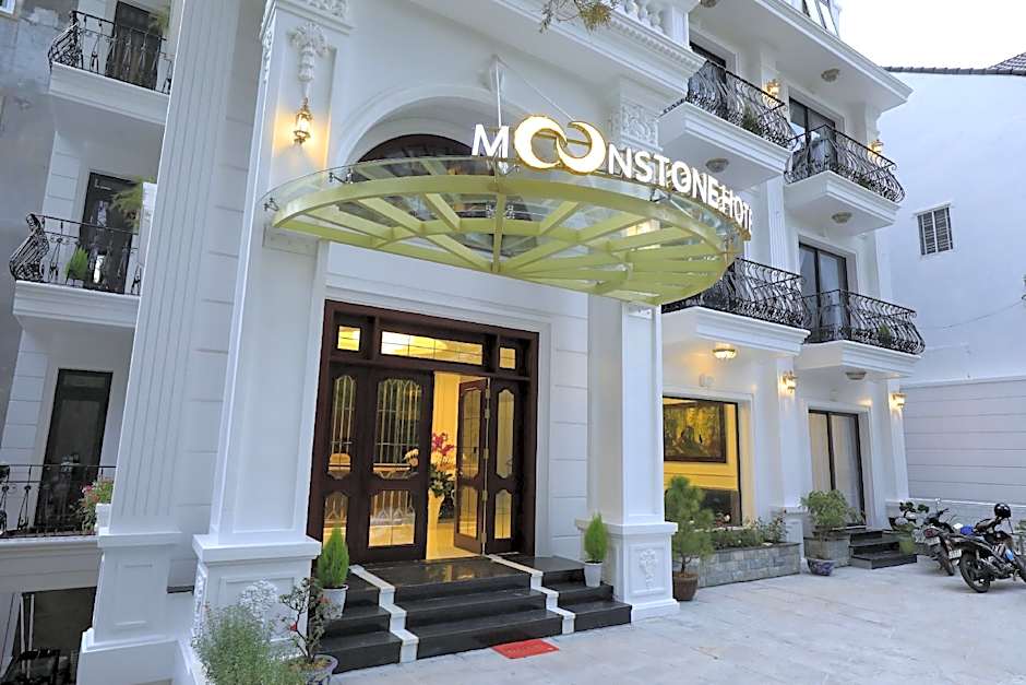 TTR Moonstone Apart Hotel