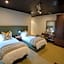 Swartberg Private Game Lodge