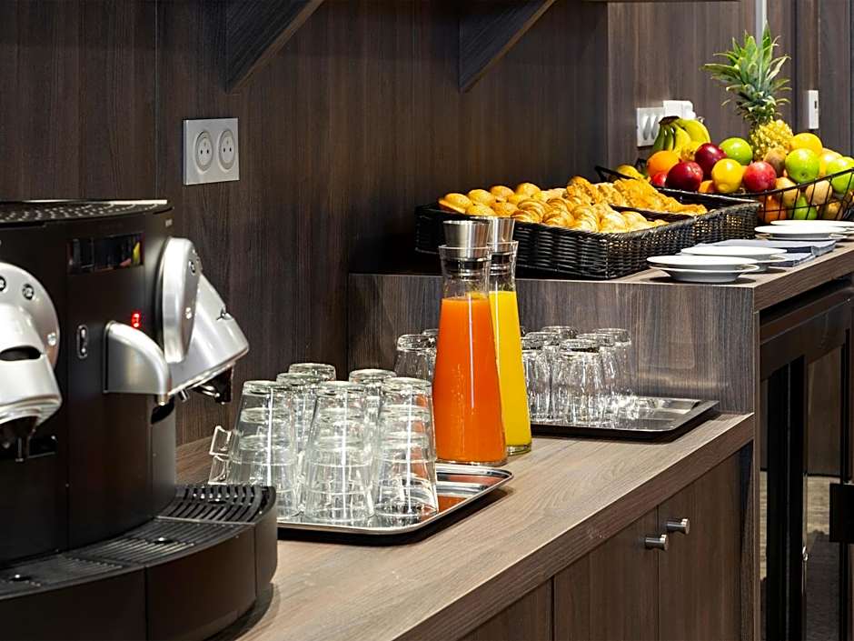 Hotel Roi Soleil Prestige Plaisir - St Quentin