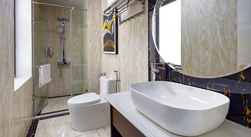 Diamond Luxury Hotel