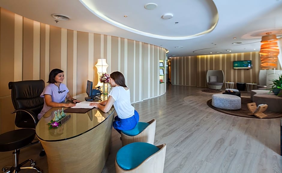 Centara Watergate Pavillion Hotel Bangkok