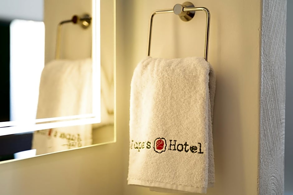 Jupa's Hotel
