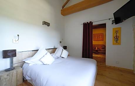 Junior Suite with Garden View