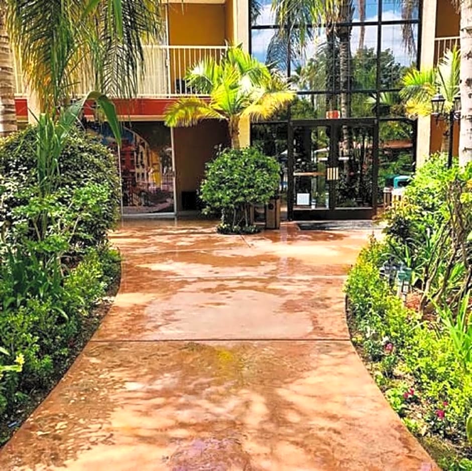 Duniya Hotel