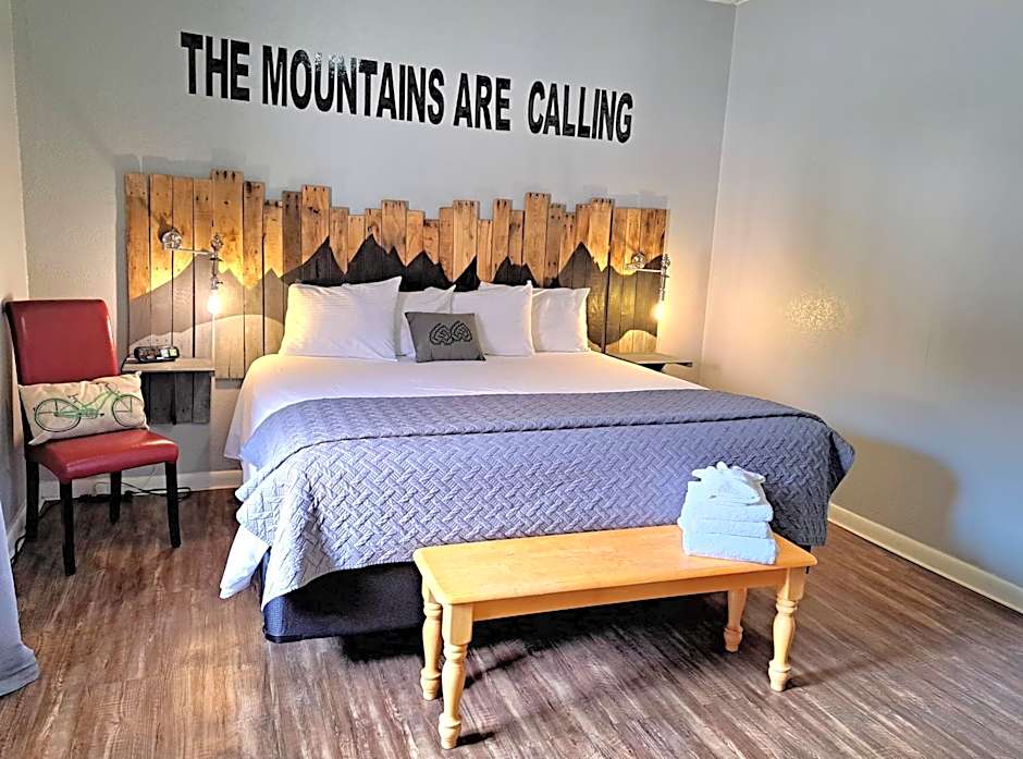 Photo 1 of 3 of Family Bungalow