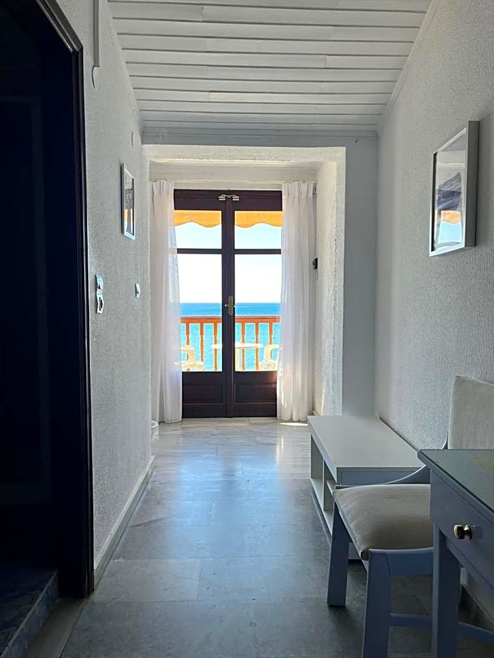 Potokaki Beachfront Hotel