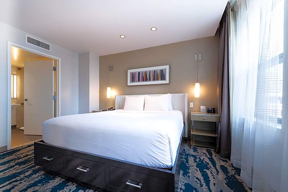 Hotel Felix Chicago