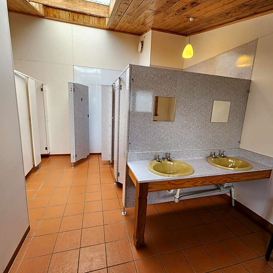 Manapouri Holiday Park