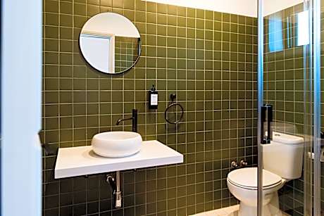 Comfort Triple Room with Shower