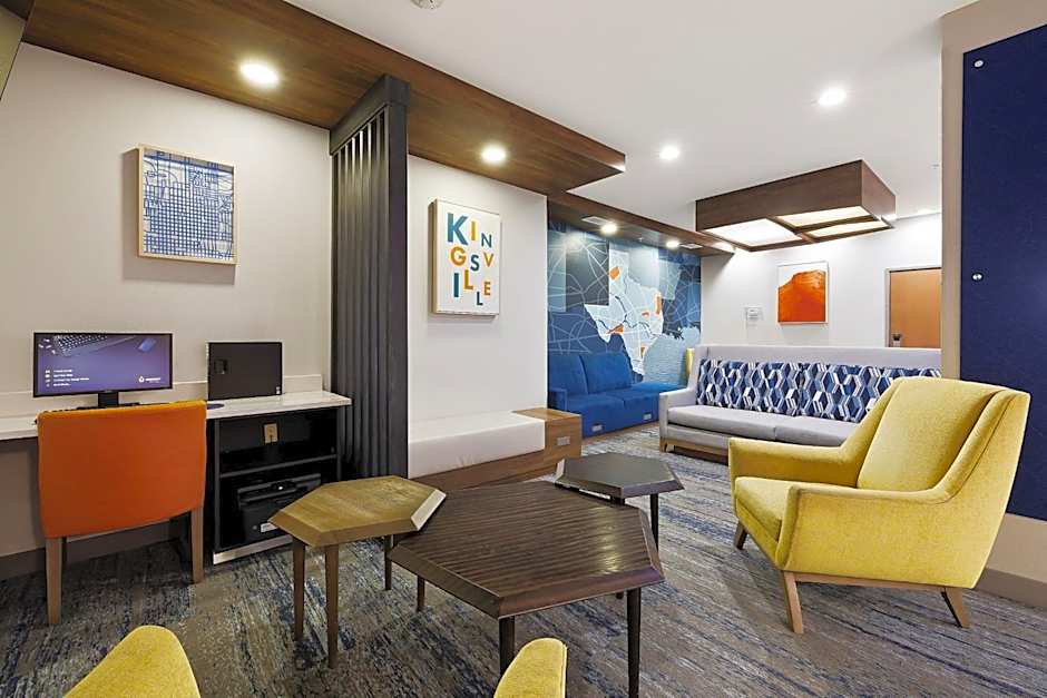 Holiday Inn Express Hotel and Suites Kingsville By IHG